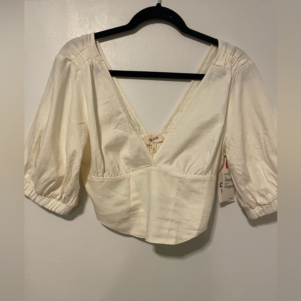 Open Edit Cropped Linen Top